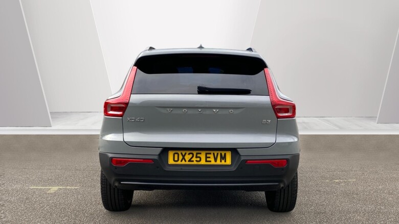 Volvo XC40 2.0 B3P Ultra Dark 5dr Auto Petrol Estate